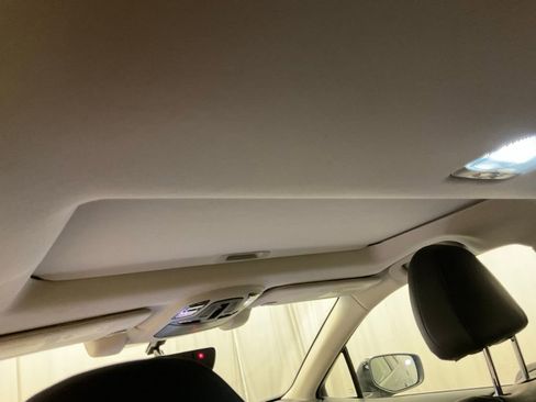 Used 2021 Subaru Outback Limited w/ Popular Package #2 image 31