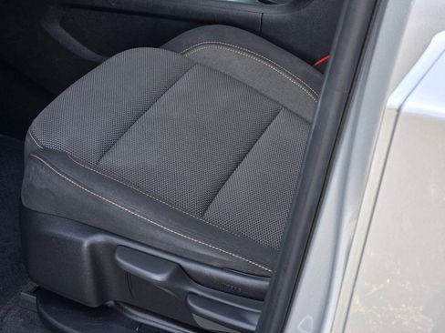 Certified 2021 Chevrolet Traverse LS FWD image 23