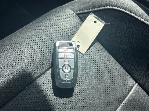 Used 2023 Ford Mustang Premium image 39