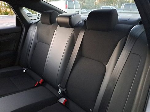 Used 2023 Honda Civic Sport image 12