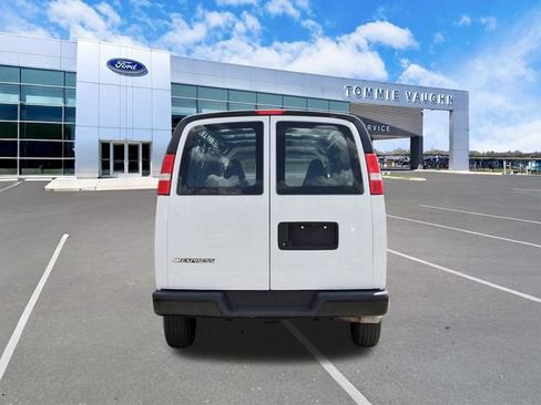 Used 2021 Chevrolet Express 2500 Extended w/ Driver Convenience Package RWD image 3