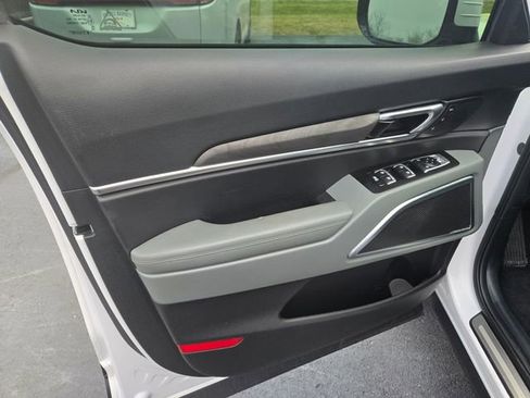 Used 2023 Kia Telluride SX X-Line image 25