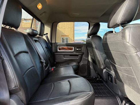 Used 2012 RAM 2500 Laramie w/ Cold Weather Group image 24