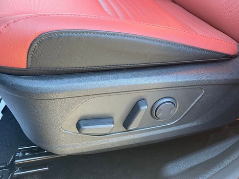 New 2026 Kia Sportage SX image 21