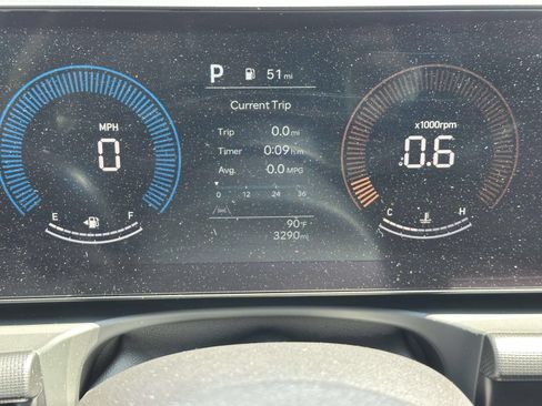 Used 2025 Hyundai Santa Cruz SE AWD/4WD image 19
