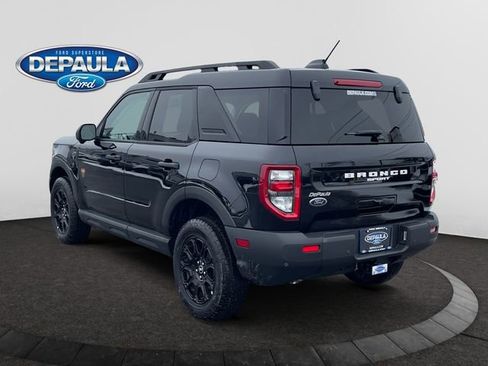 Used 2025 Ford Bronco Sport Badlands image 3