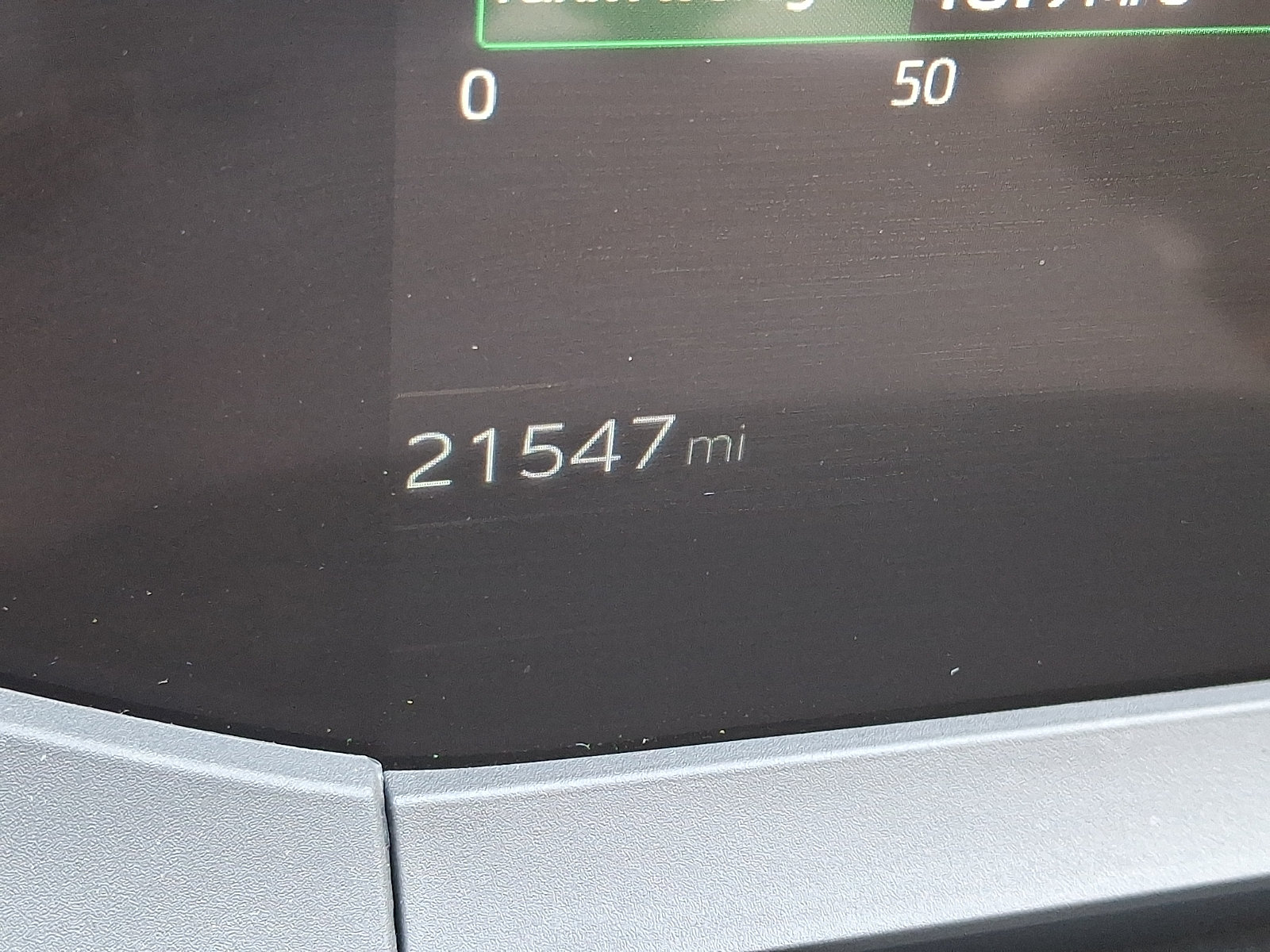 Used 2024 Toyota Prius LE AWD/4WD image 19