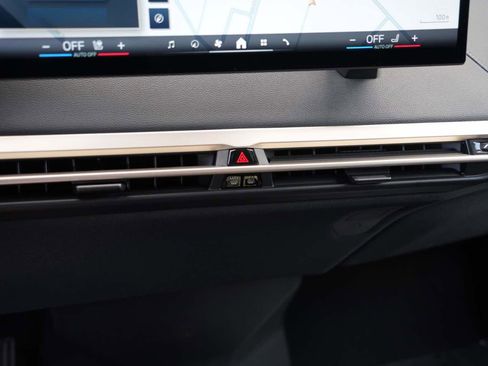 Used 2025 BMW iX xDrive50 w/ Convenience Package image 21