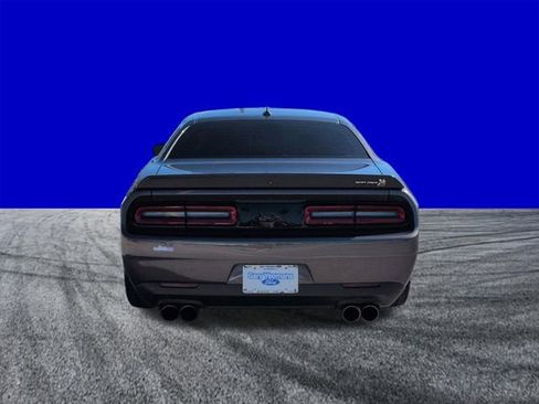 Used 2021 Dodge Challenger R/T Scat Pack RWD image 5