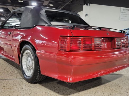 Used 1989 Ford Mustang GT RWD image 27