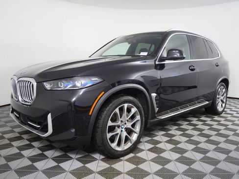 Used 2024 BMW X5 sDrive40i w/ Premium Package RWD image 7
