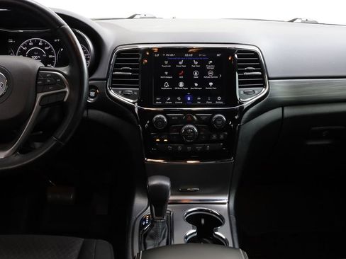 Used 2021 Jeep Grand Cherokee Freedom Edition AWD/4WD image 34