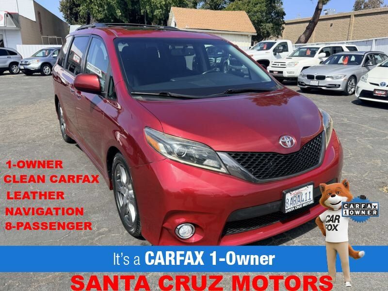 Used 2017 Toyota Sienna SE w/ SE Preferred Package FWD image 1