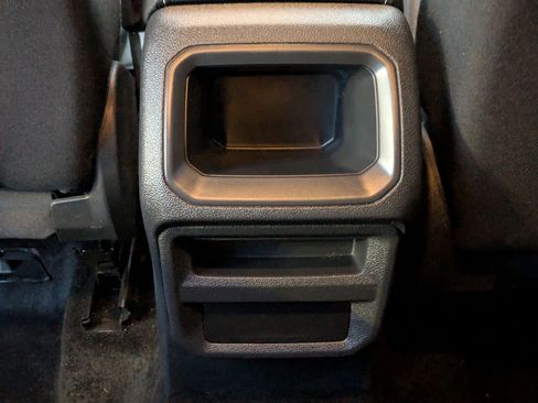 Used 2024 Volkswagen Taos S image 25