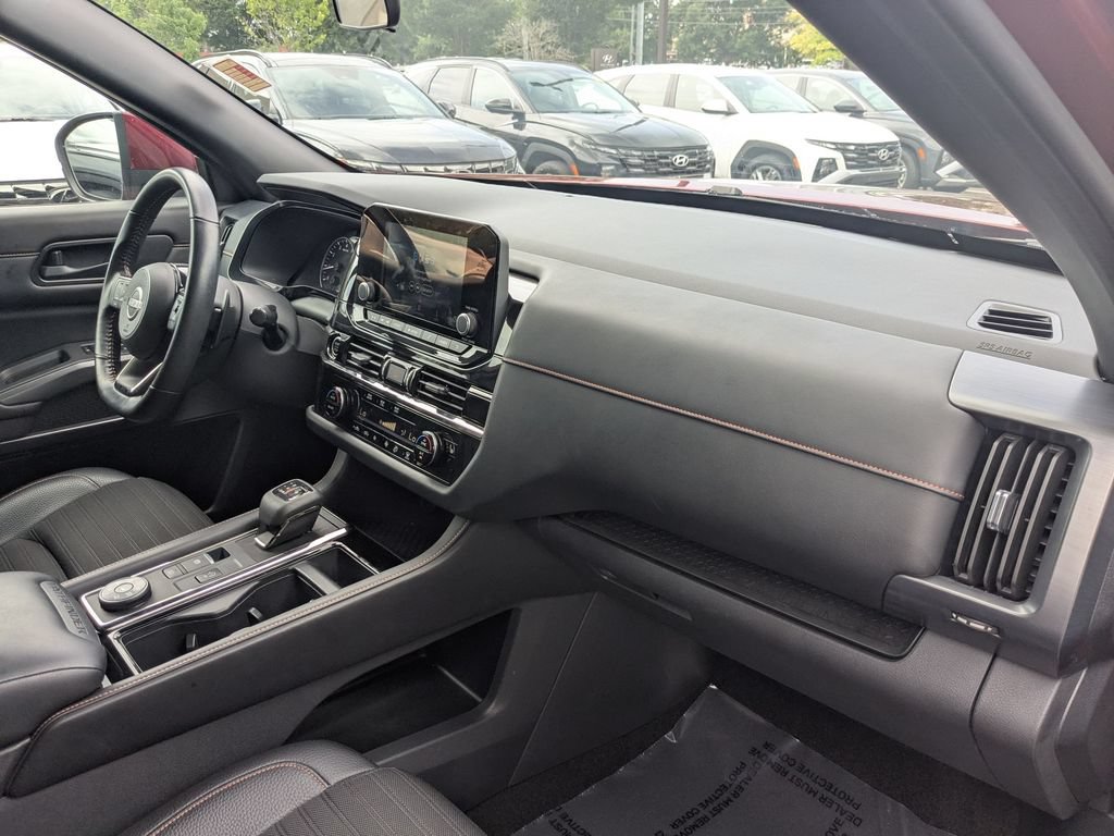 Used 2023 Nissan Pathfinder Rock Creek AWD/4WD image 22