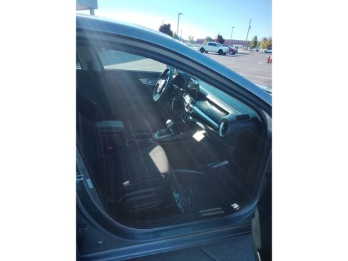 Used 2024 Kia Forte LXS FWD image 14