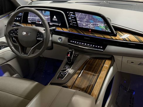 Used 2023 Cadillac Escalade Sport Platinum w/ LPO, ONYX Package RWD image 52
