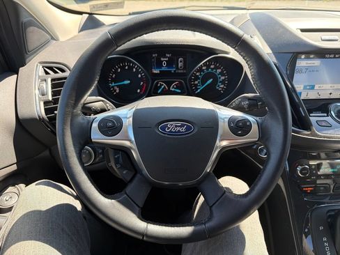 Used 2016 Ford Escape Titanium AWD/4WD image 17