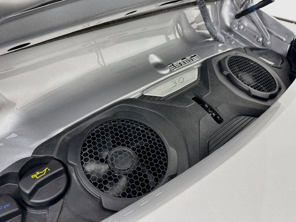 Certified 2020 Porsche 911 Carrera RWD image 27
