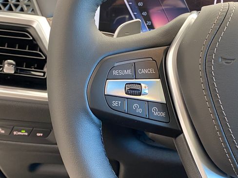 New 2026 BMW X5 xDrive40i AWD/4WD image 18