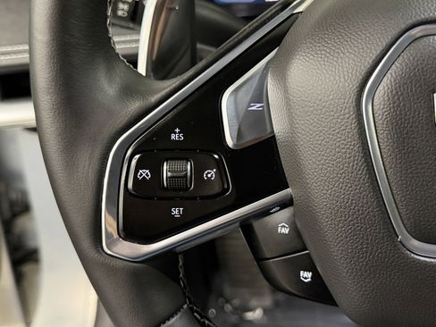 Used 2021 Chevrolet Corvette Stingray Preferred Cpe w/ Z51 Performance Package image 28