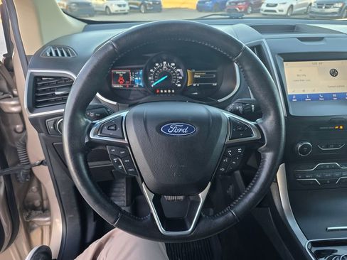 Used 2020 Ford Edge SEL w/ Cold Weather Package image 14