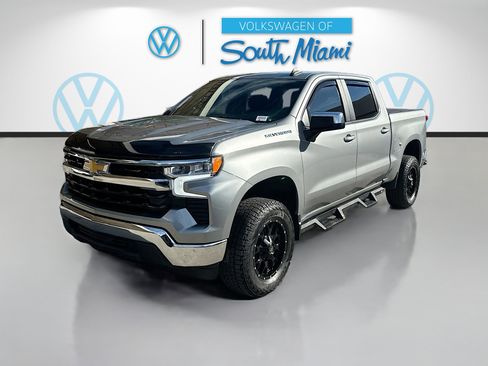 Used 2023 Chevrolet Silverado 1500 LT w/ Protection Package image 3
