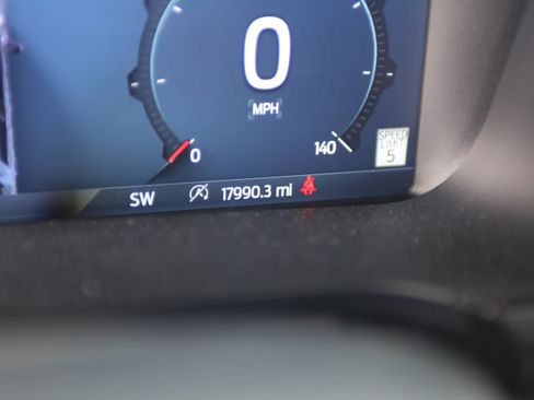 Used 2025 Ford F150 Raptor AWD/4WD image 17
