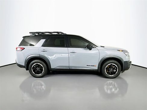 Used 2023 Nissan Pathfinder Rock Creek image 7