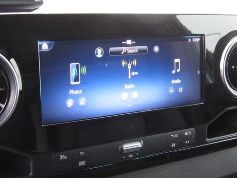 Used 2025 Mercedes-Benz Sprinter 2500 image 30