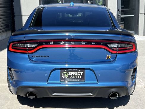 Used 2022 Dodge Charger Scat Pack RWD image 13