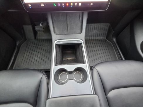 Used 2023 Tesla Model Y Long Range AWD/4WD image 33
