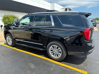 Used 2023 GMC Yukon SLT w/ SLT Luxury Package