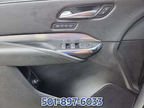 Used 2024 Cadillac XT4 Premium Luxury FWD image 25