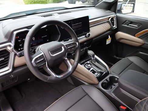 New 2026 GMC Canyon Denali AWD/4WD image 12