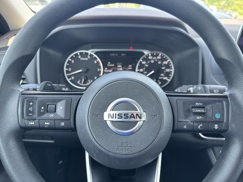 Used 2021 Nissan Rogue SV FWD image 10