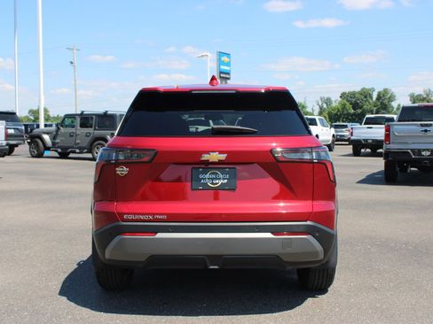 Used 2026 Chevrolet Equinox LT w/ LPO, Floor Liner Package AWD/4WD image 8