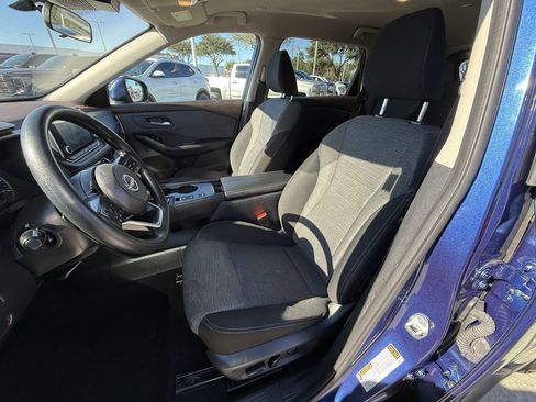 Used 2023 Nissan Rogue SV image 27