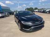 Used 2015 Chrysler 200 Limited w/ Convenience Group image 3