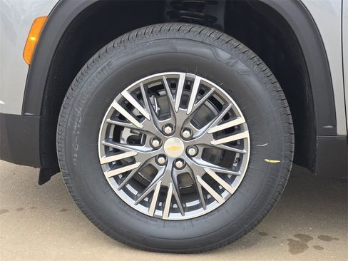 New 2026 Chevrolet Traverse LT image 19
