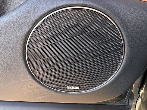 Used 2023 Genesis GV70 2.5T w/ Advanced Package image 14