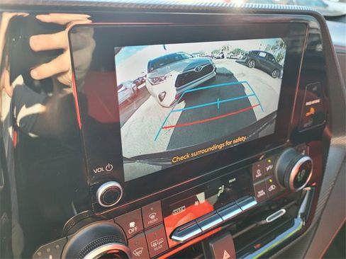 Used 2023 Toyota Highlander XSE image 33