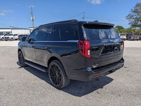 New 2025 Ford Expedition Active RWD image 6