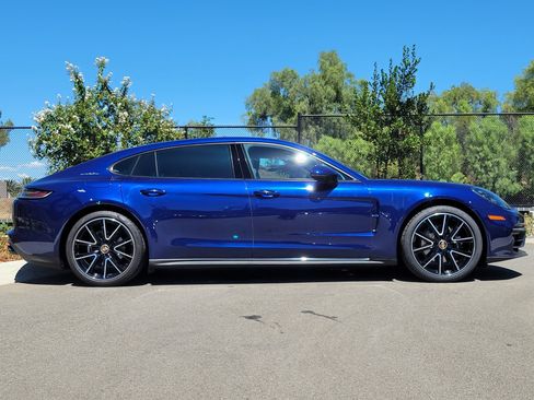 Used 2023 Porsche Panamera 4 Executive AWD/4WD image 8