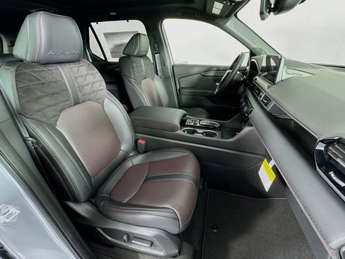 New 2026 Honda Pilot Black Edition image 30