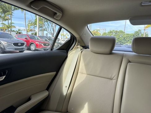 Used 2015 Acura ILX w/ Technology Package FWD image 17