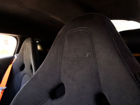 Used 2019 McLaren 600LT RWD image 30
