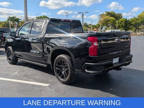 Used 2025 Chevrolet Silverado 1500 High Country w/ Midnight Edition AWD/4WD image 5