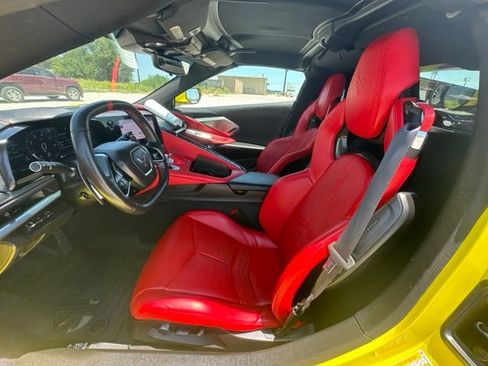 Used 2021 Chevrolet Corvette Stingray Preferred Cpe w/ 2LT RWD image 2