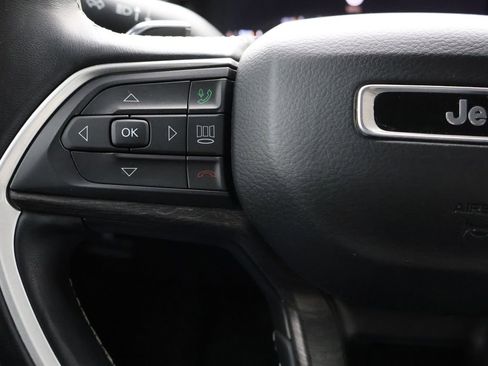 Used 2021 Jeep Grand Cherokee L Limited image 37